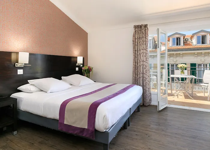 Szálloda Florence 3*